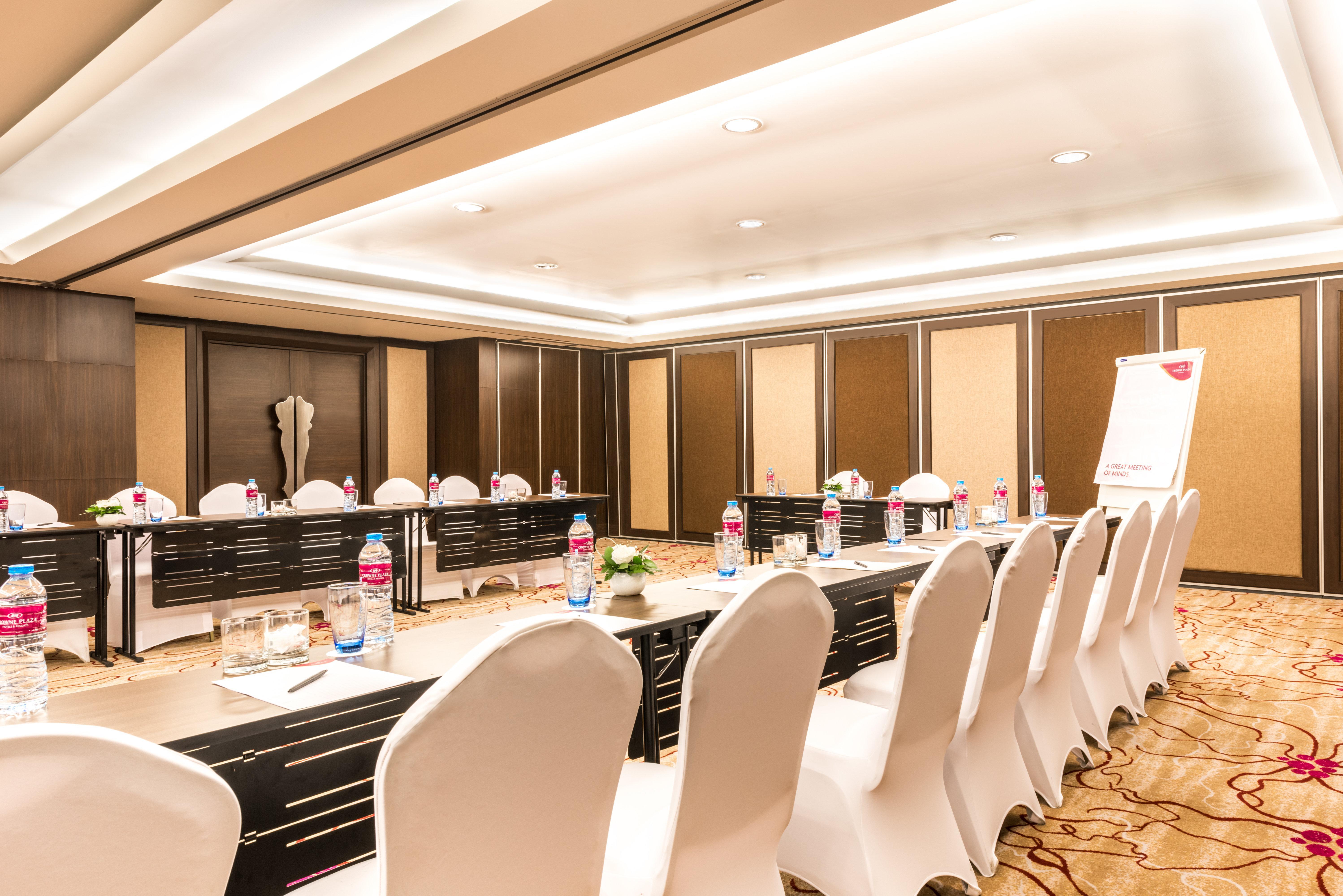 מלון Crowne Plaza Bandung By Ihg מראה חיצוני תמונה