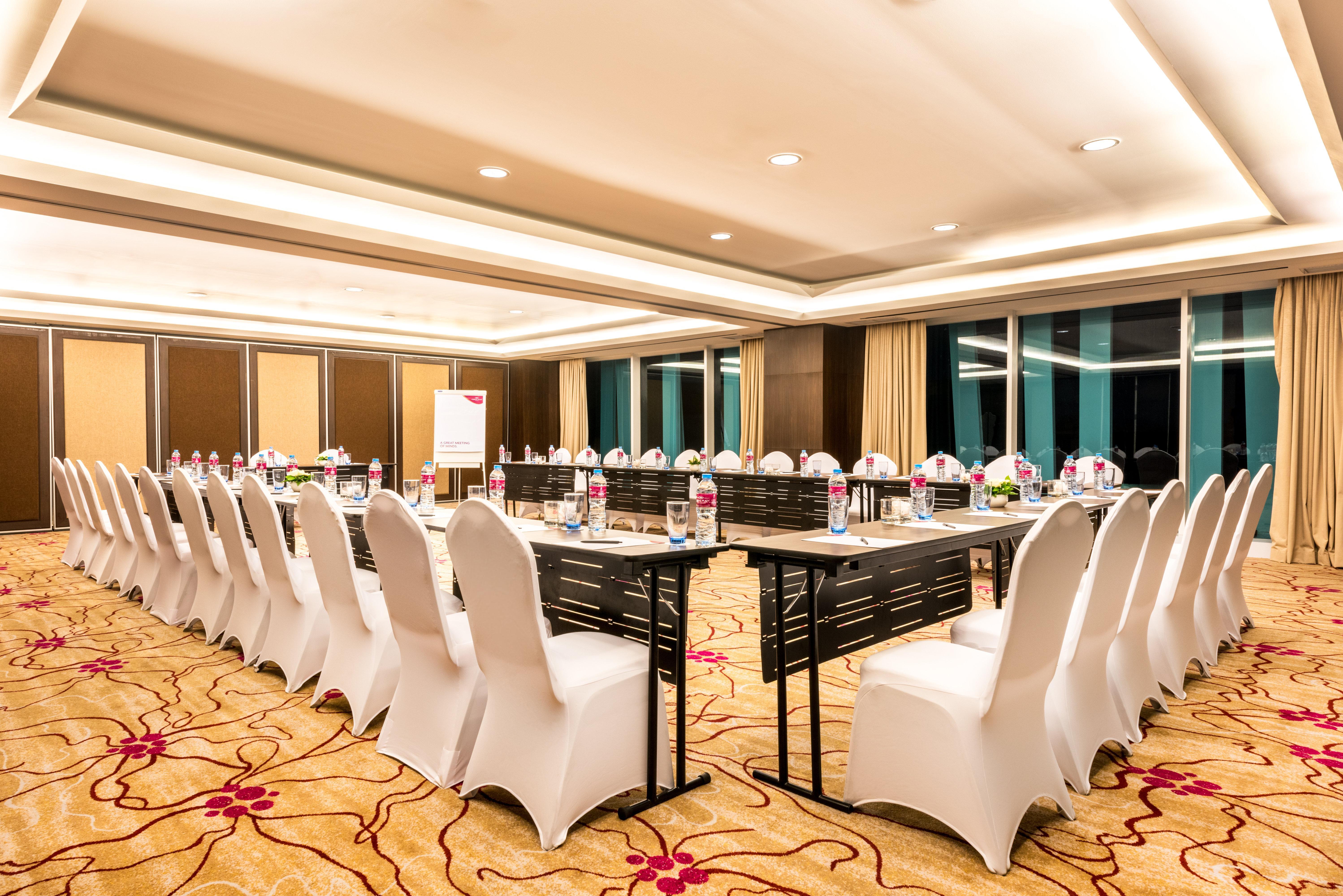 מלון Crowne Plaza Bandung By Ihg מראה חיצוני תמונה